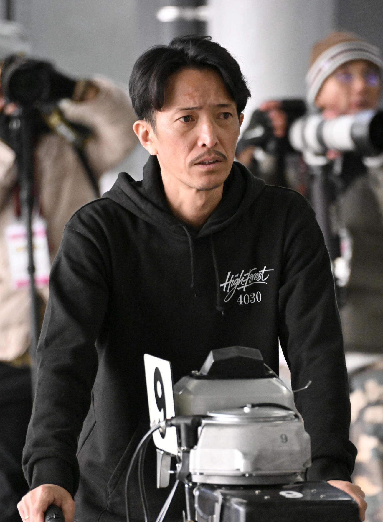 エース格の９号機は森高一真の手に（撮影・石井愛子）