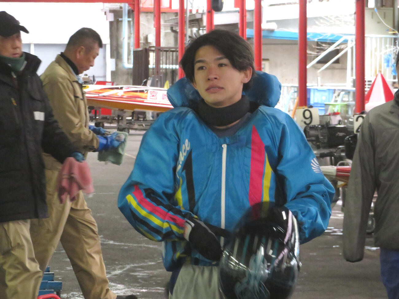 転覆をはねのけ予選突破を狙う倉富大誠