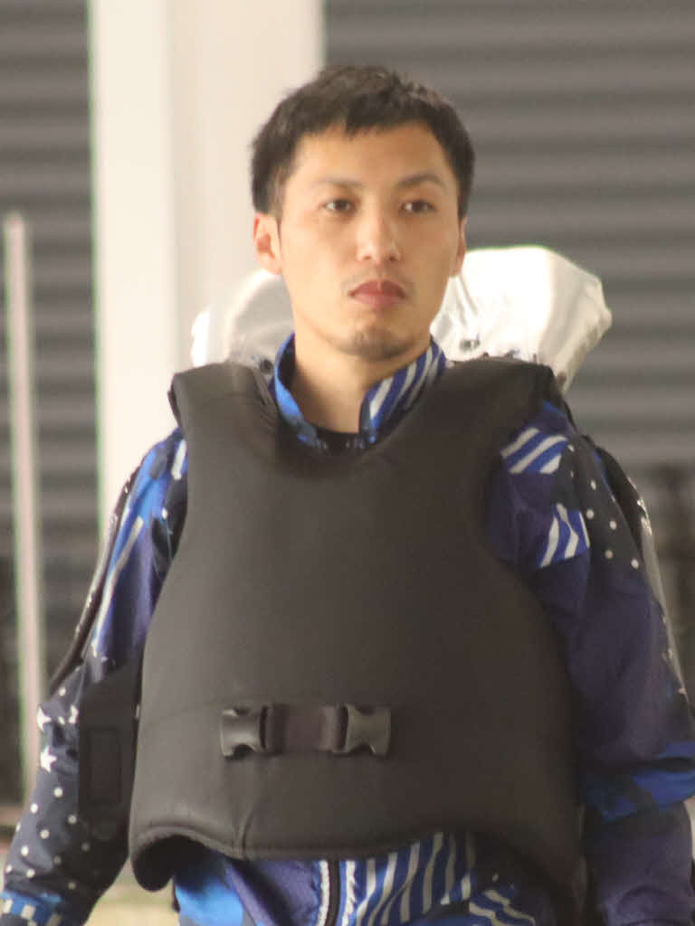大西賢は出足の良さで目立っている