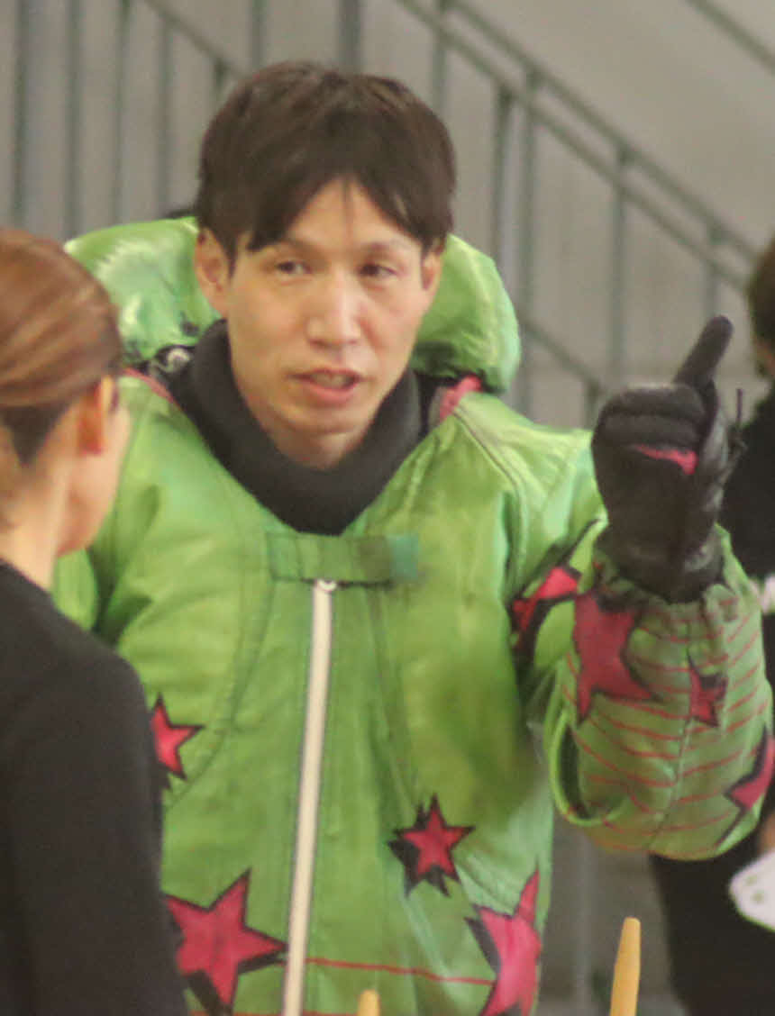 山田哲也は回り足を引き出した