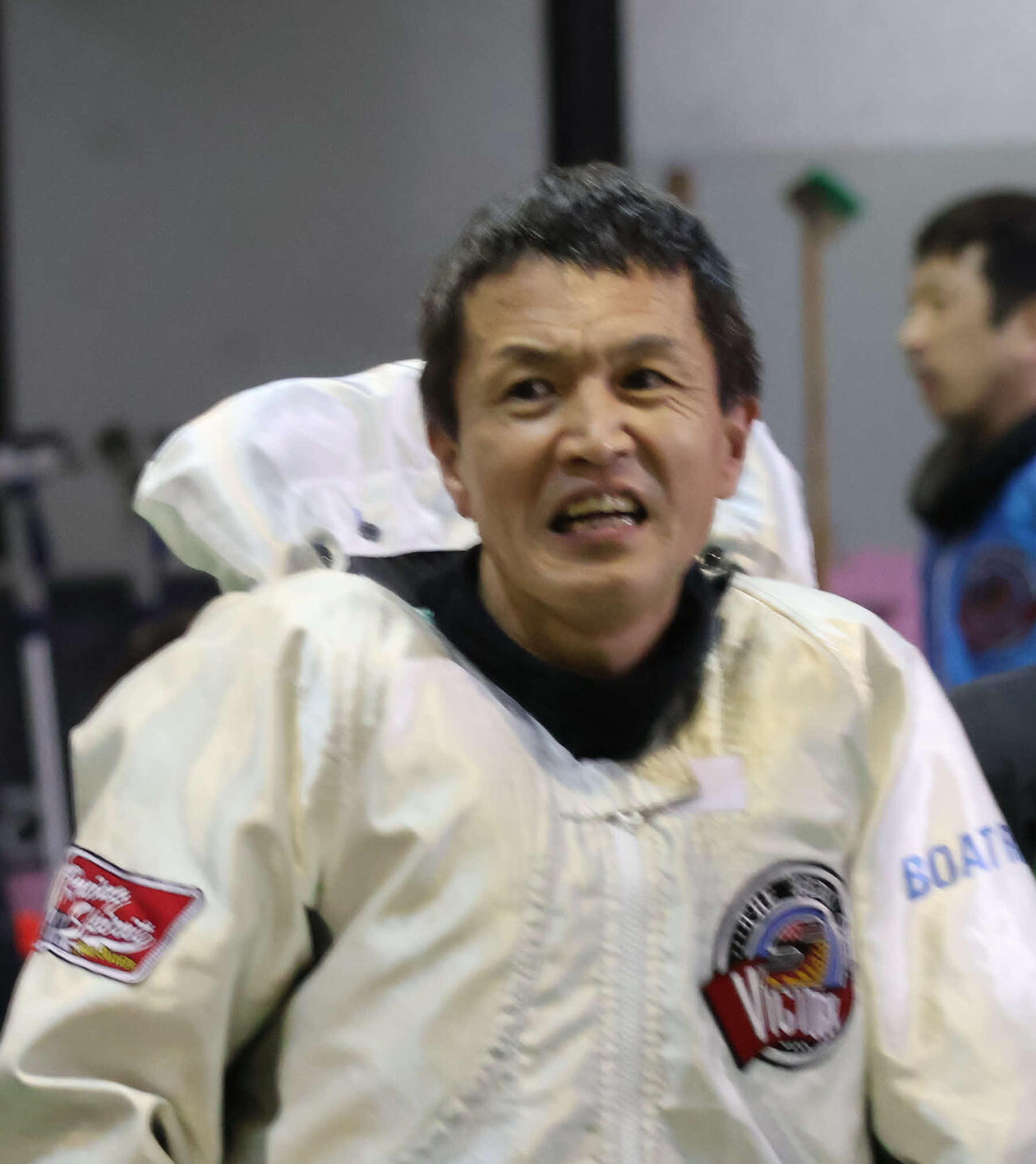 6R、毒島誠の猛追を振り切って逃げた畑和宏