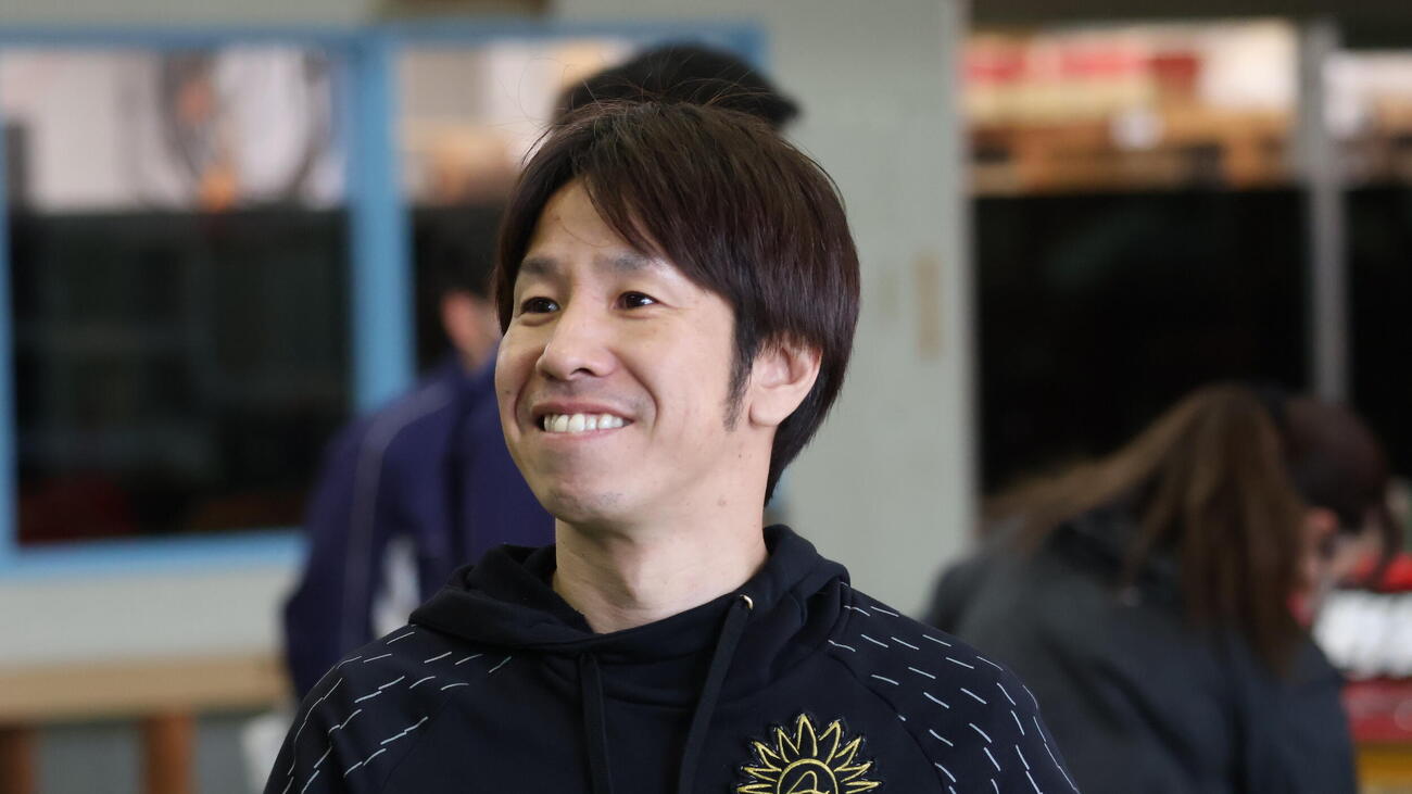 水摩敦はスリット足に手応えあり