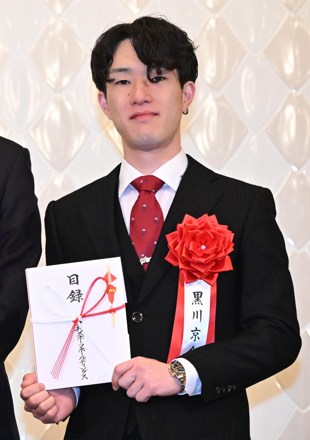 第38回オートレース年間三賞表彰式で、技能賞を受賞した黒川京介（撮影・千葉一成）