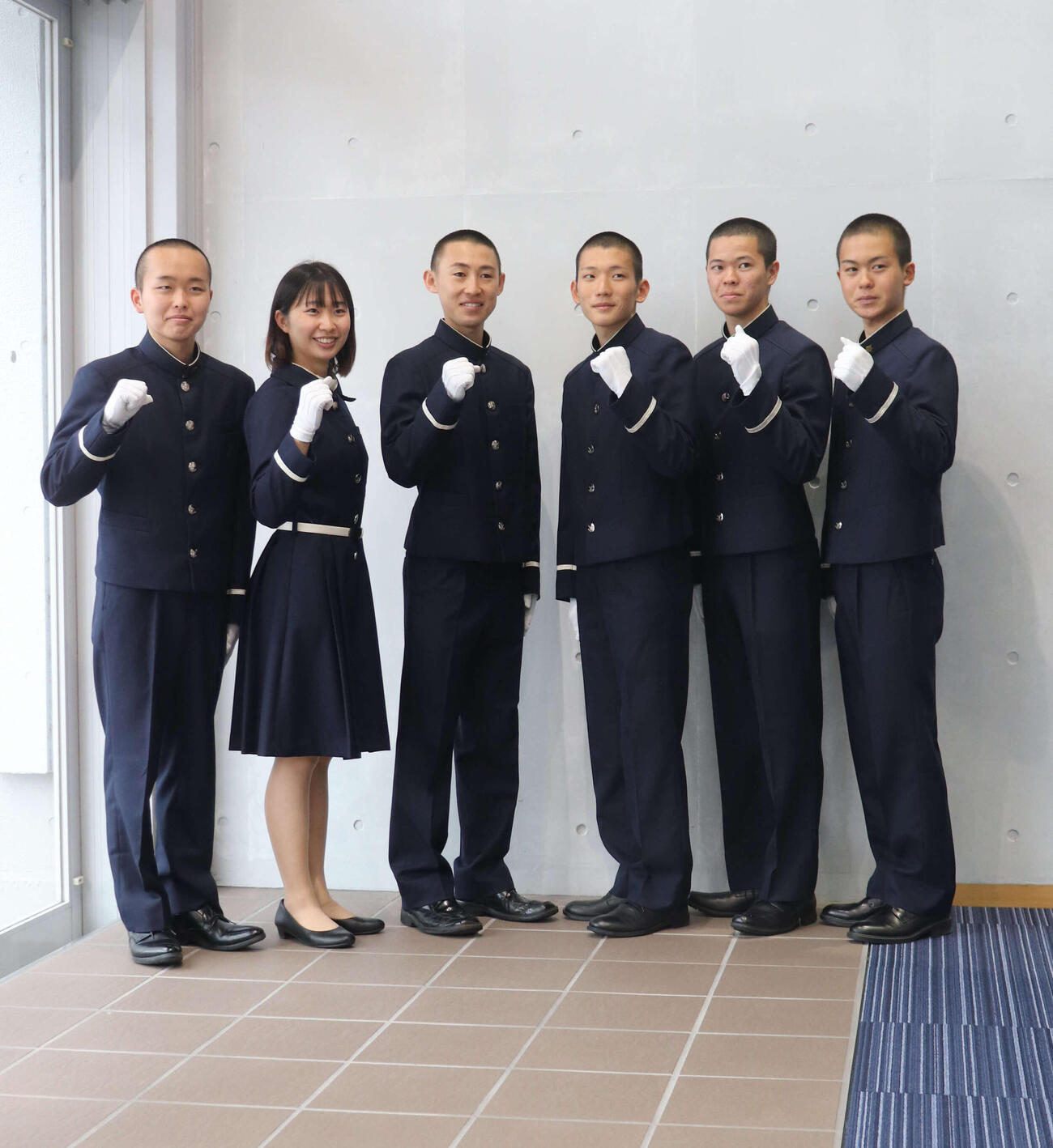 養成所チャンプ決定戦に出場する6人。左から渋沢周羽、田中結、一ノ木巧、今村天次朗、早川理稀、成田華音