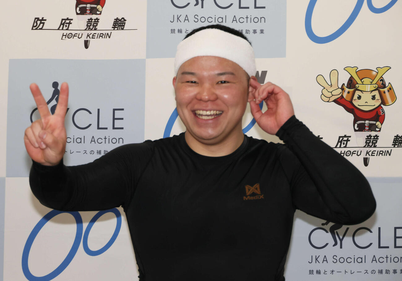 防府競輪ウイナーズカップ2日目　9R1着の吉田有希（撮影・加藤孝規）