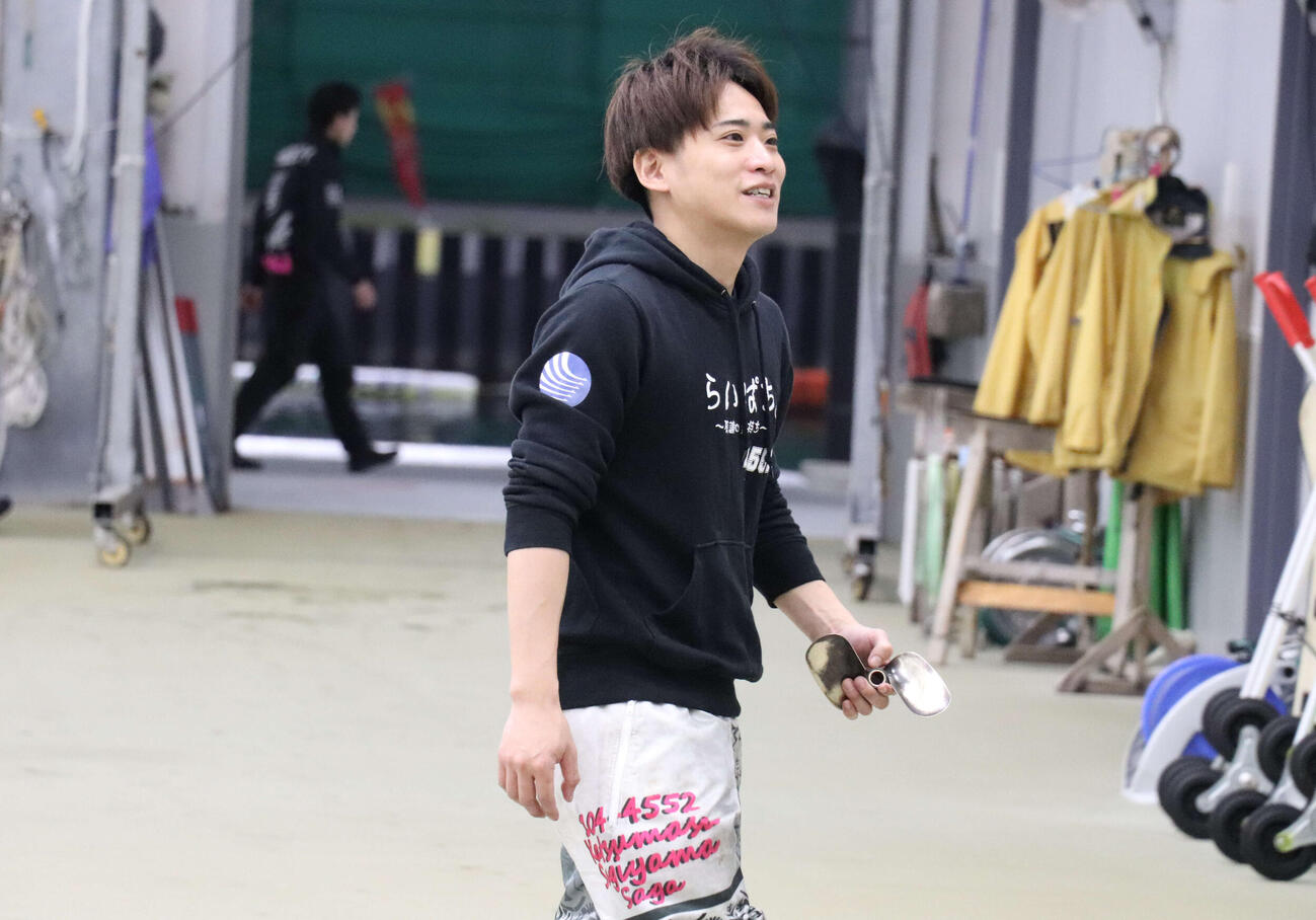 準優10Rに登場の杉山勝匡。チルト角度に注目だ