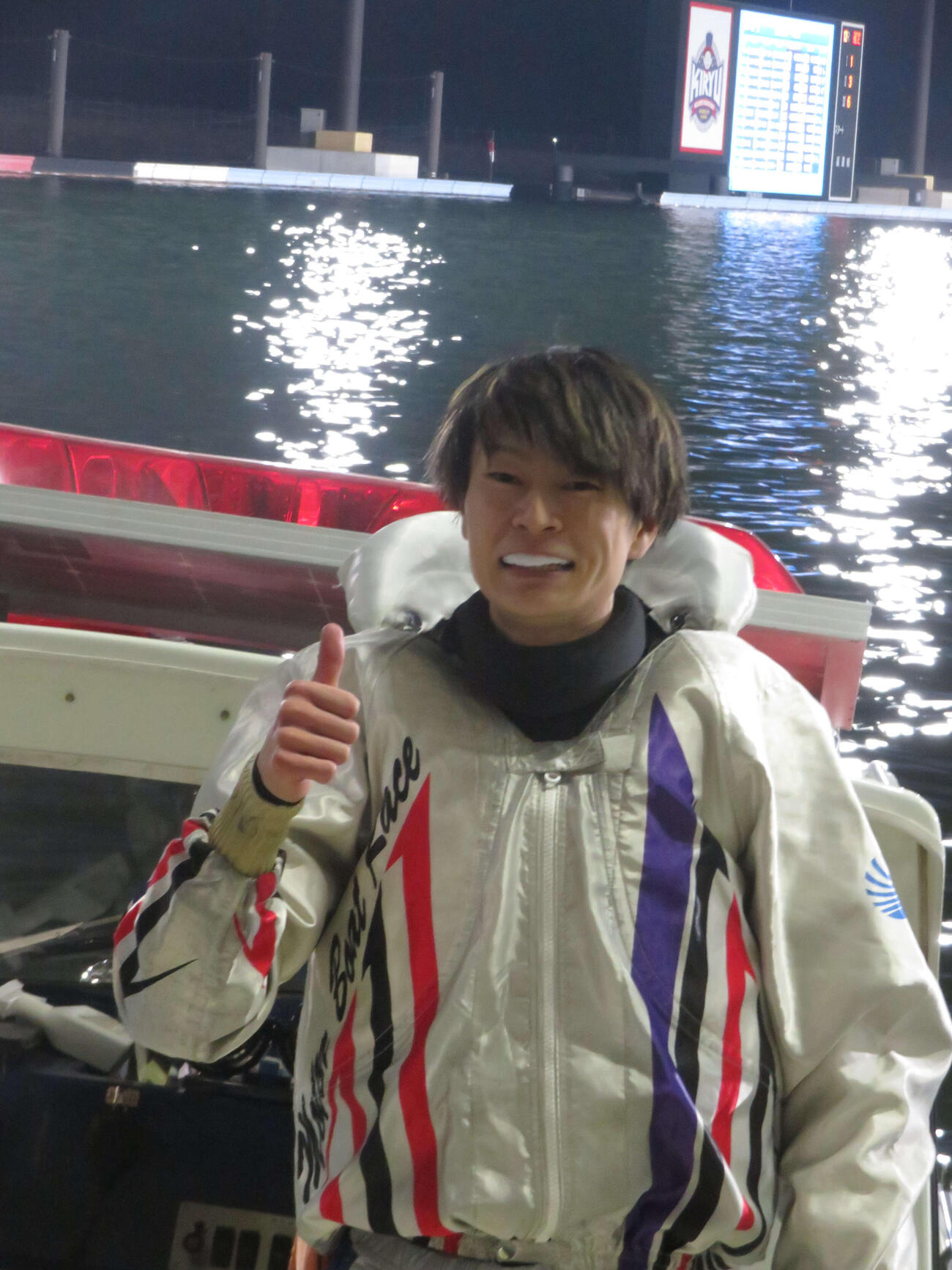 ルーキーシリーズ第6戦を逃げで制した地元の長谷川晴哉