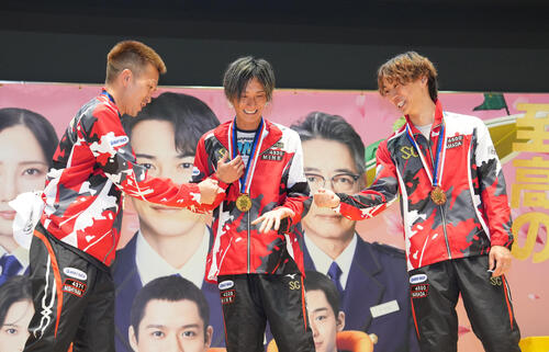 ボートレース】表彰式でメダルかけた公開じゃんけん、峰竜太が金メダル