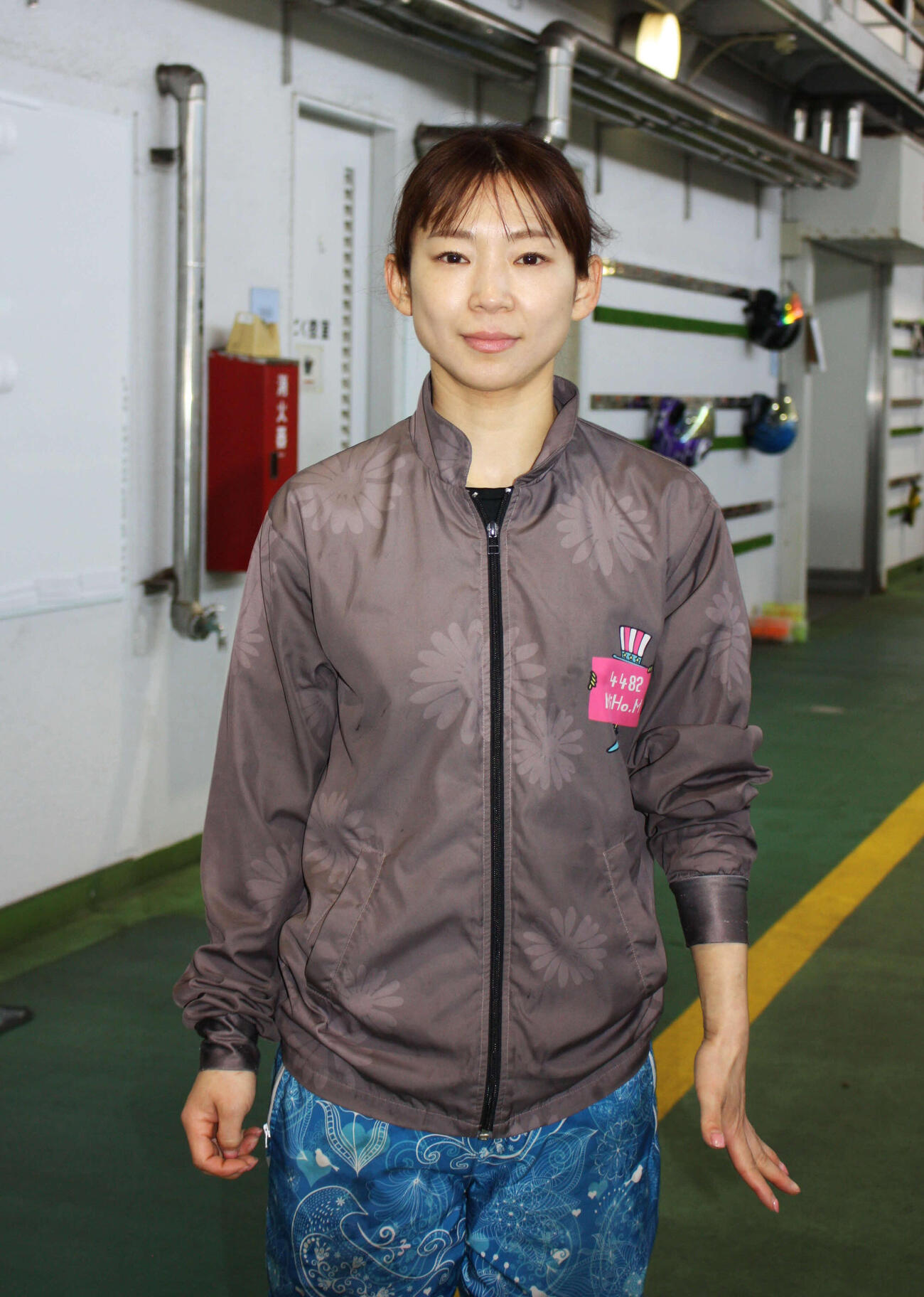ボートレース児島　当選・非売品　守屋美穂選手の似顔絵イラスト入りパーカー Yahoo!オークション - 「守屋美穂」の落札相場・落札価格