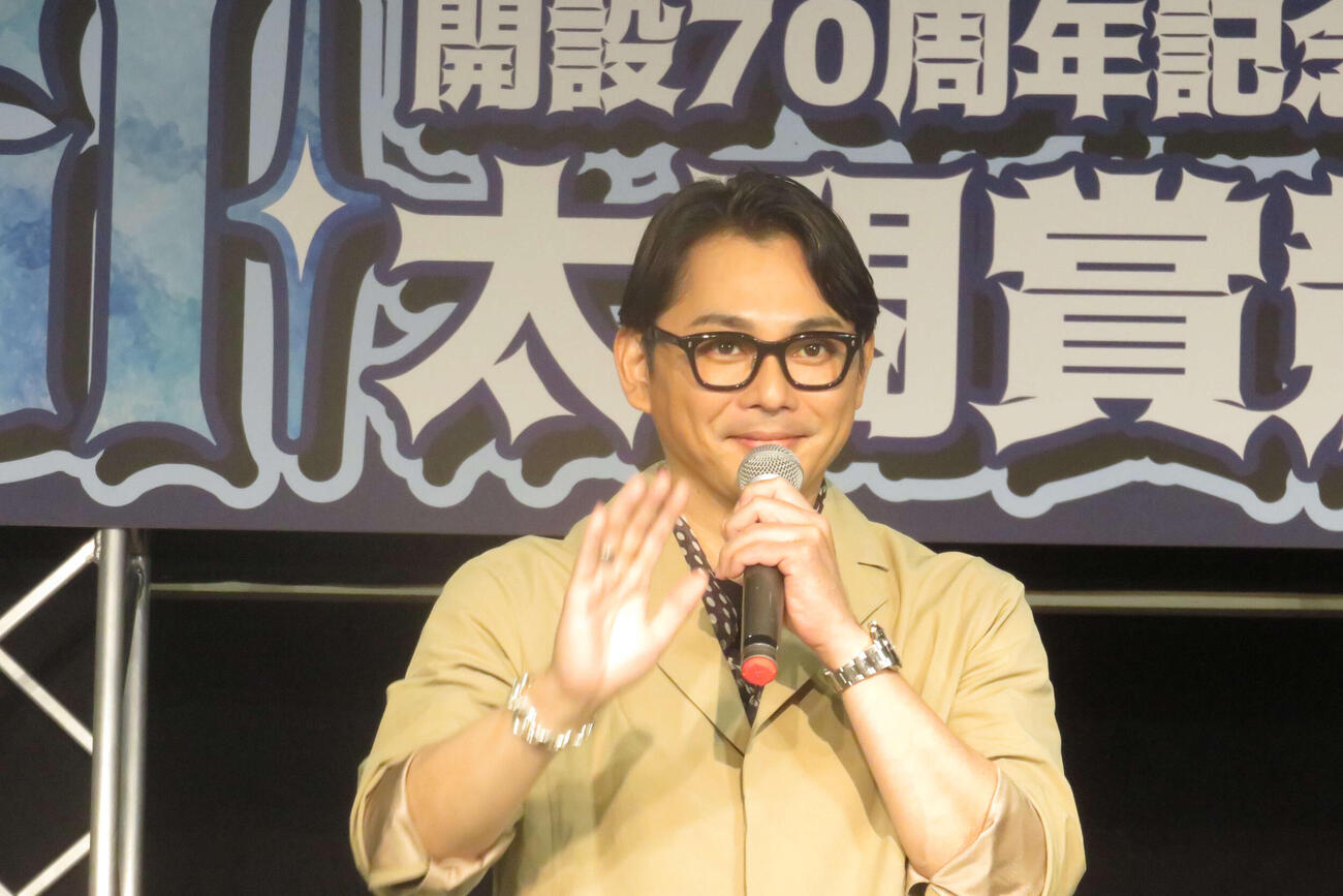 今井翼がトークショー。大勢のファンが集結した