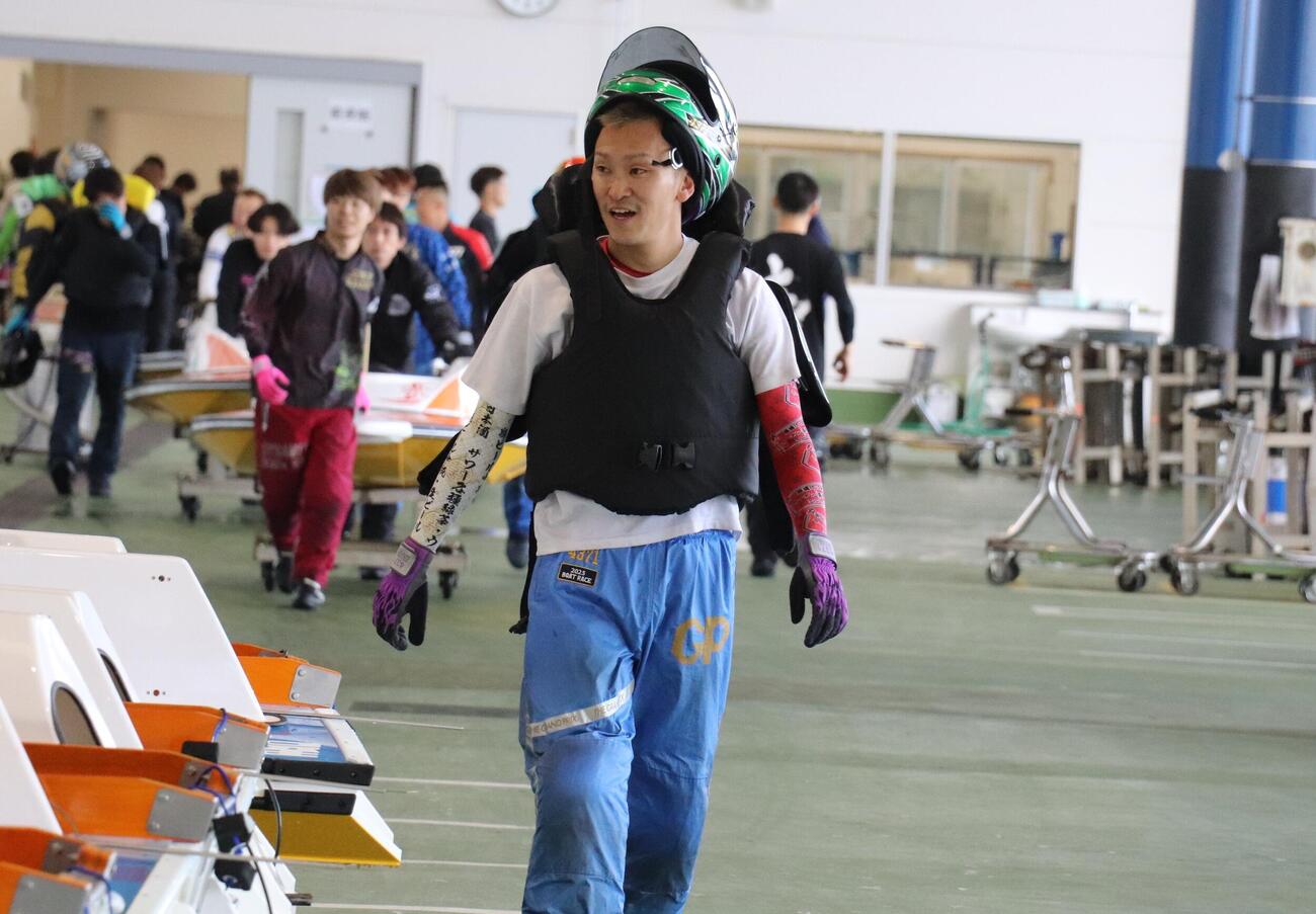 初日メインのドリームは西山貴浩が1枠で奮起する