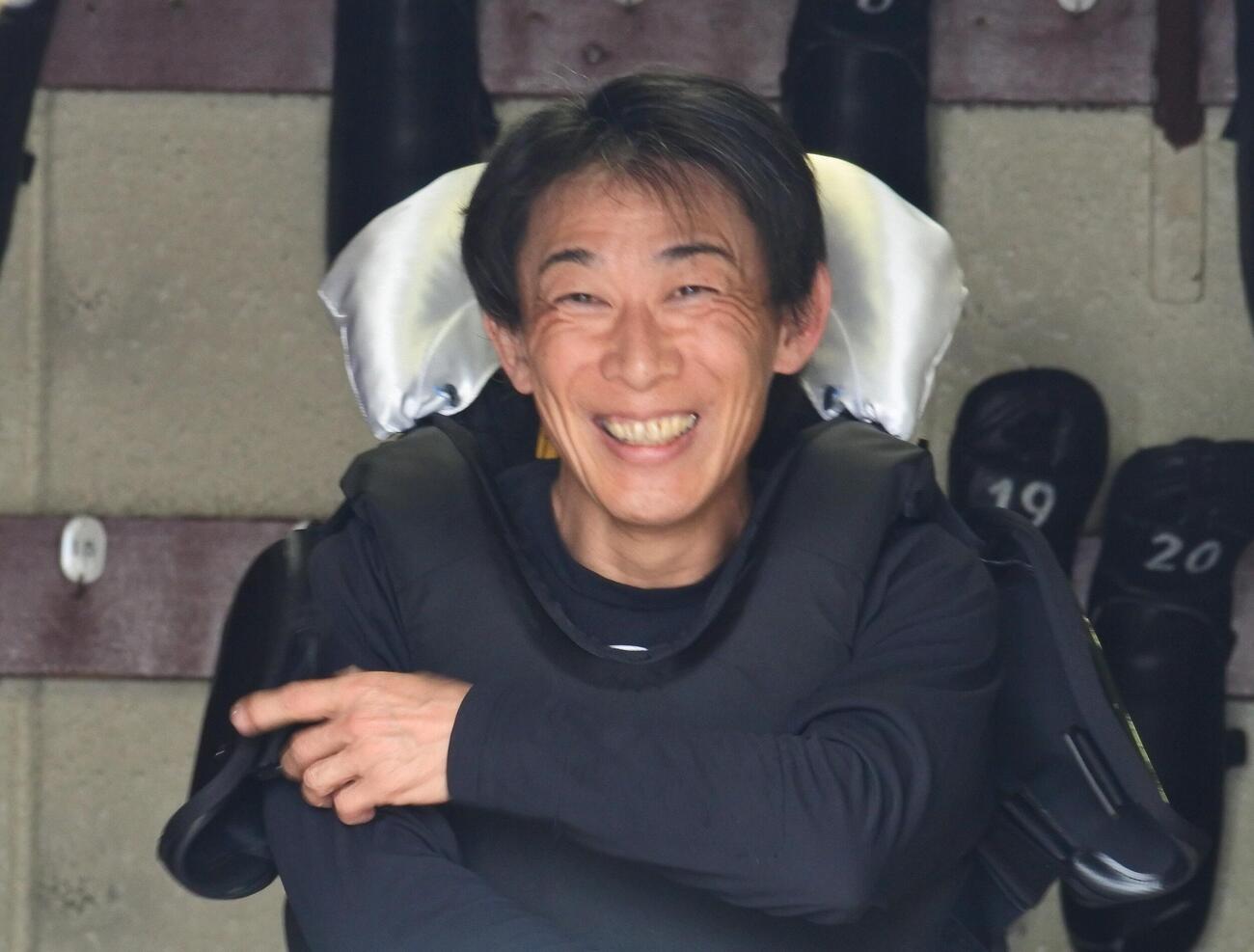 地元のベテラン明石正之が笑顔満点だ