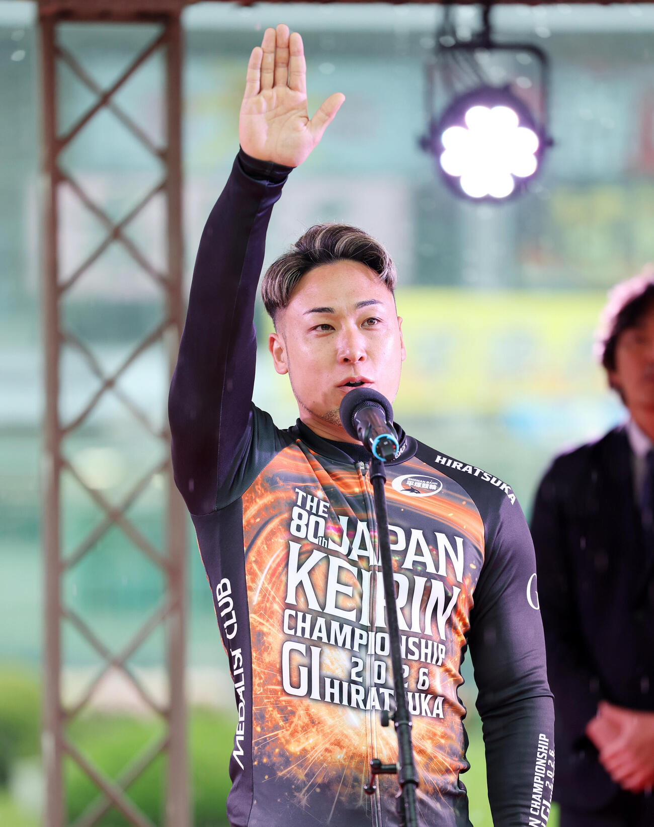 敢闘宣言に臨む郡司浩平（撮影・鈴木正人）