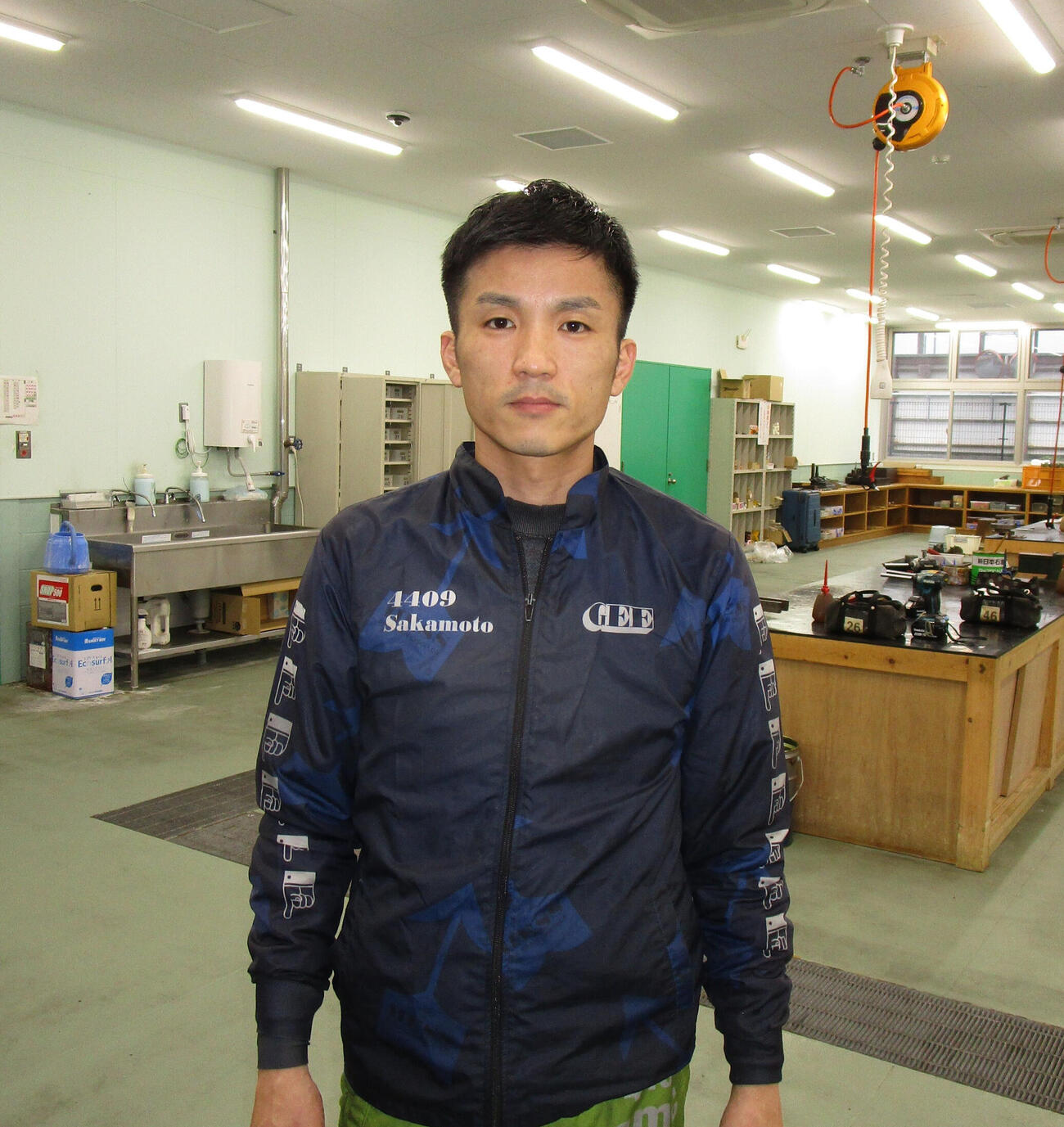 初日から3連勝飾った坂元浩仁