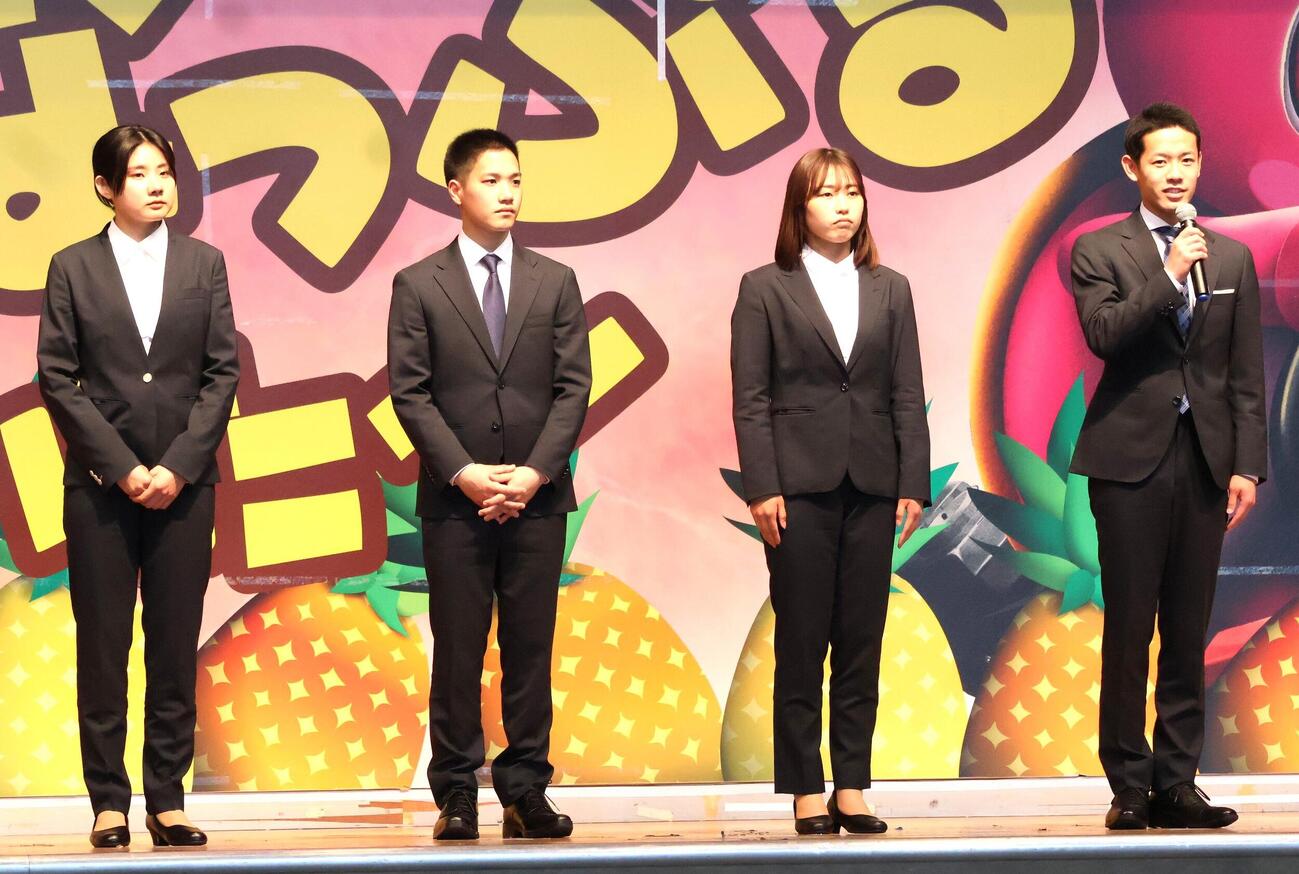 138期でデビューする福岡支部の新人、左から5446長嶺真李愛、5458田中大輝、5464宮田栞、5468山口隼人