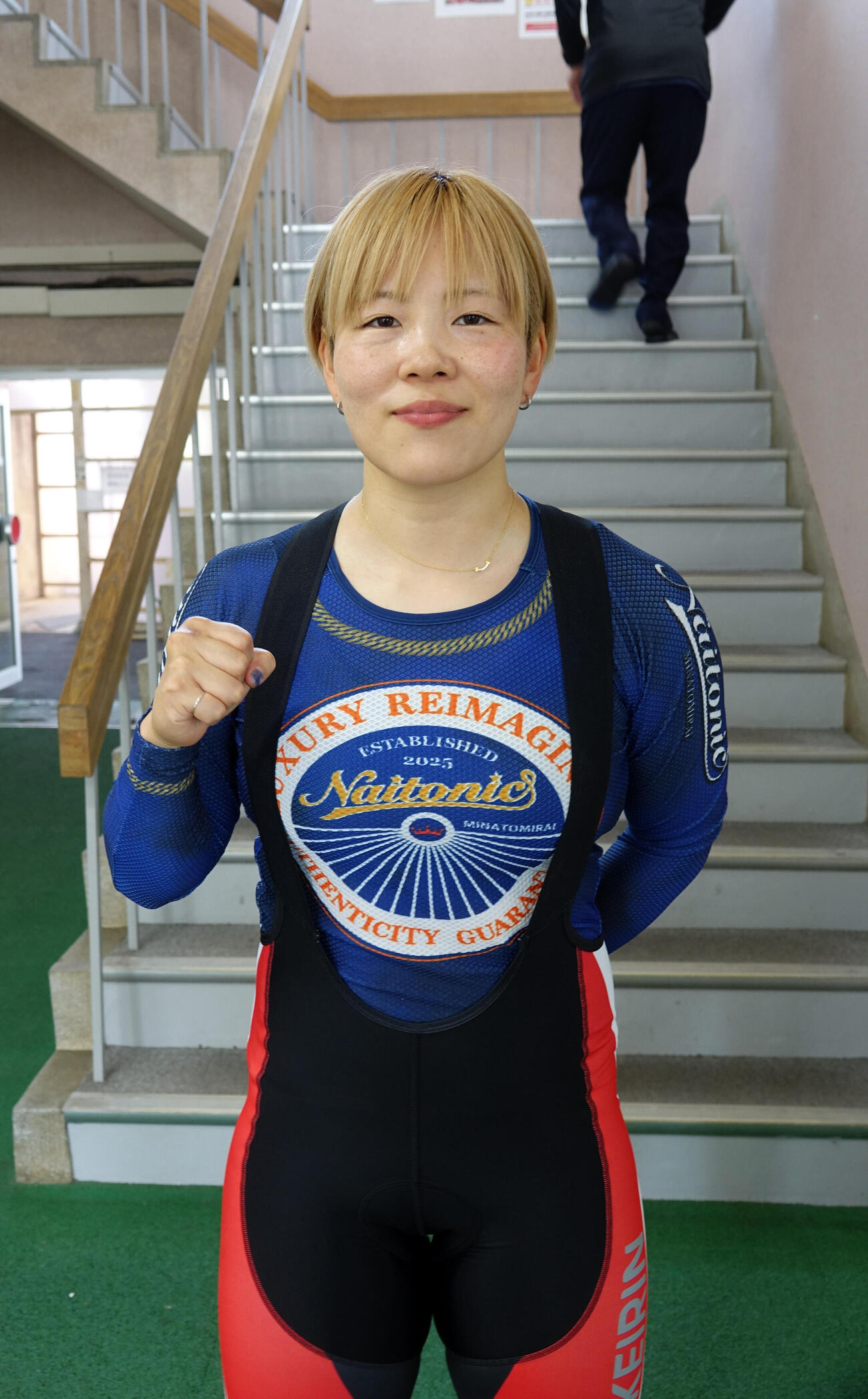 梅川風子は、ここから徐々にスピードアップを図る