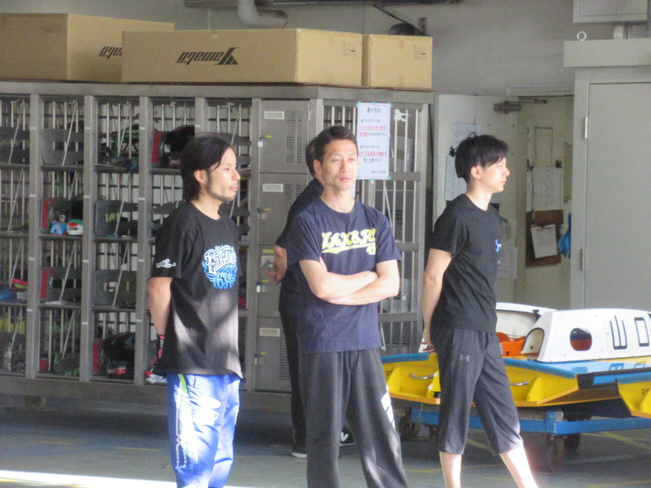 SG2勝の力で予選突破を目指す佐藤隆太郎（左）。中は渡辺雄朗、右は小林泰の東京支部勢