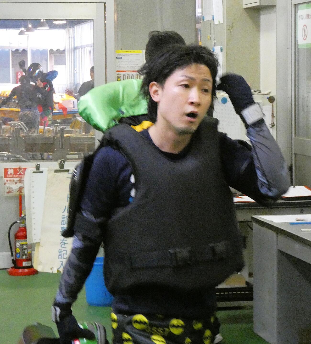 松尾光広の相棒40号機はターン回りが良好だ（撮影・前原一樹）