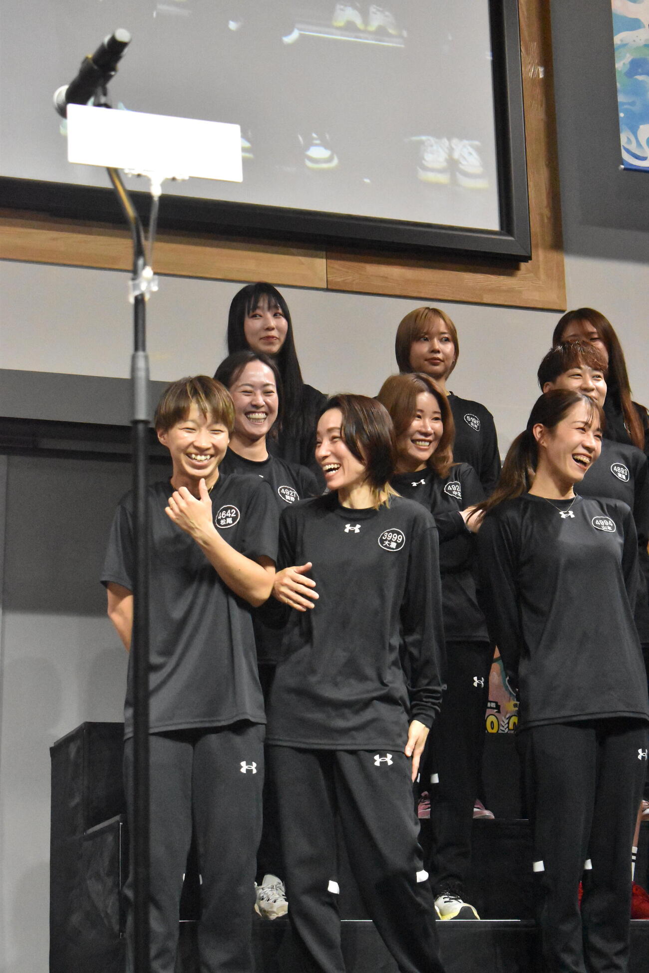 松尾夏海が場内に笑いを誘った＝2026／05／24