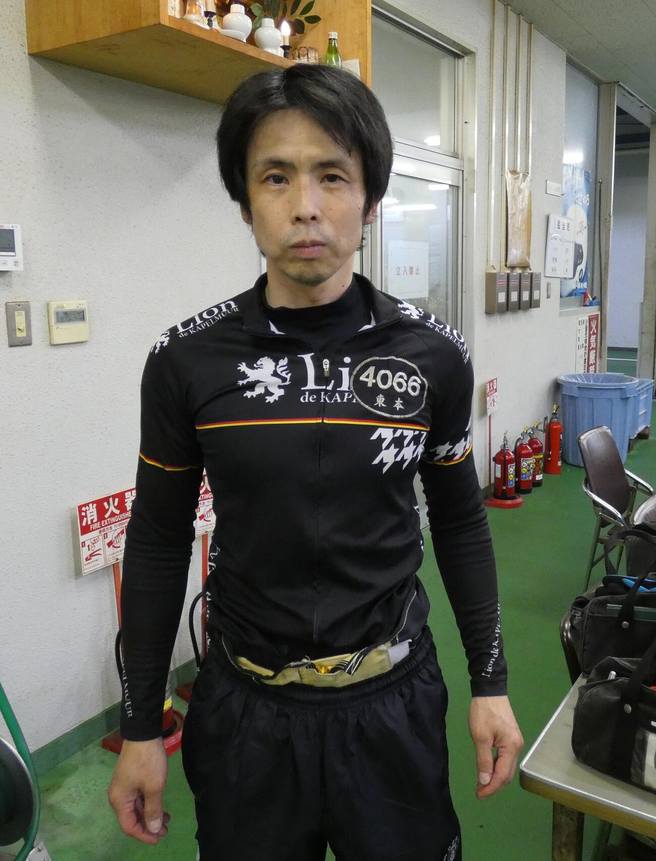 東本勝利はしっかり仕上げて初日9Rに臨む（撮影・前原一樹）