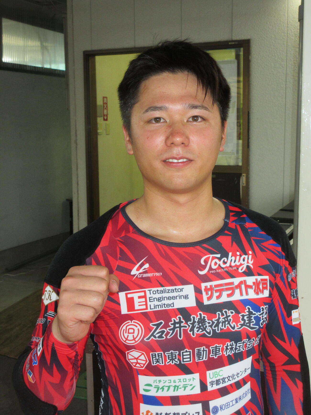 気合の走りで連勝を「5」に伸ばした岡部陸斗が、2場所連続の完全優勝に照準を合わせる
