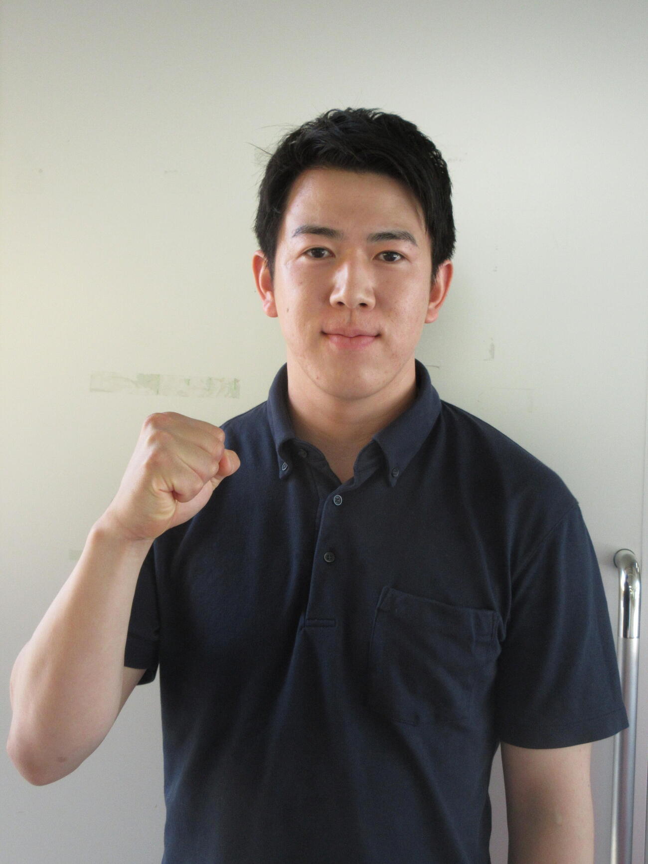 別府初登場の新鋭・大本隆也が持ち前のパワーを披露する