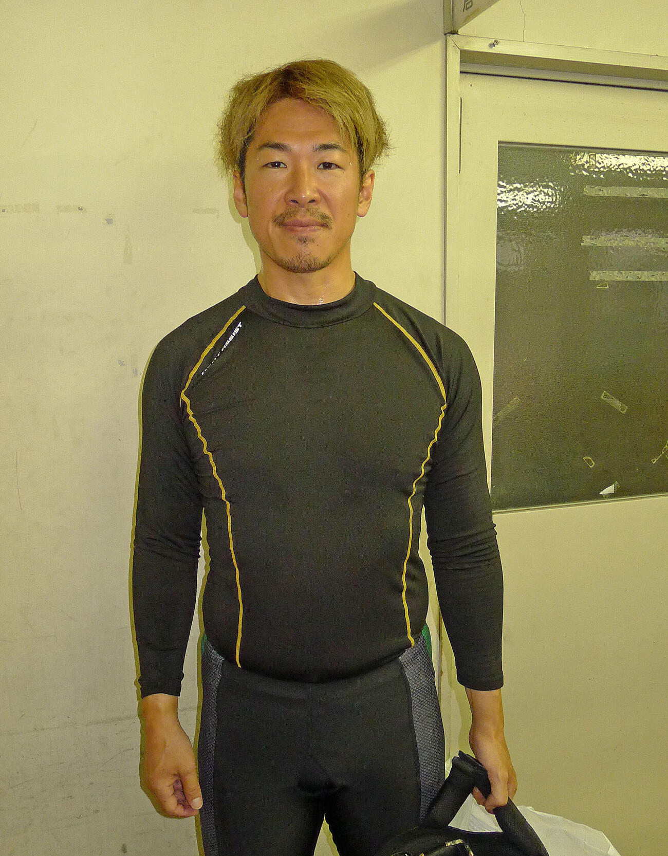 1着発進した中村賢二