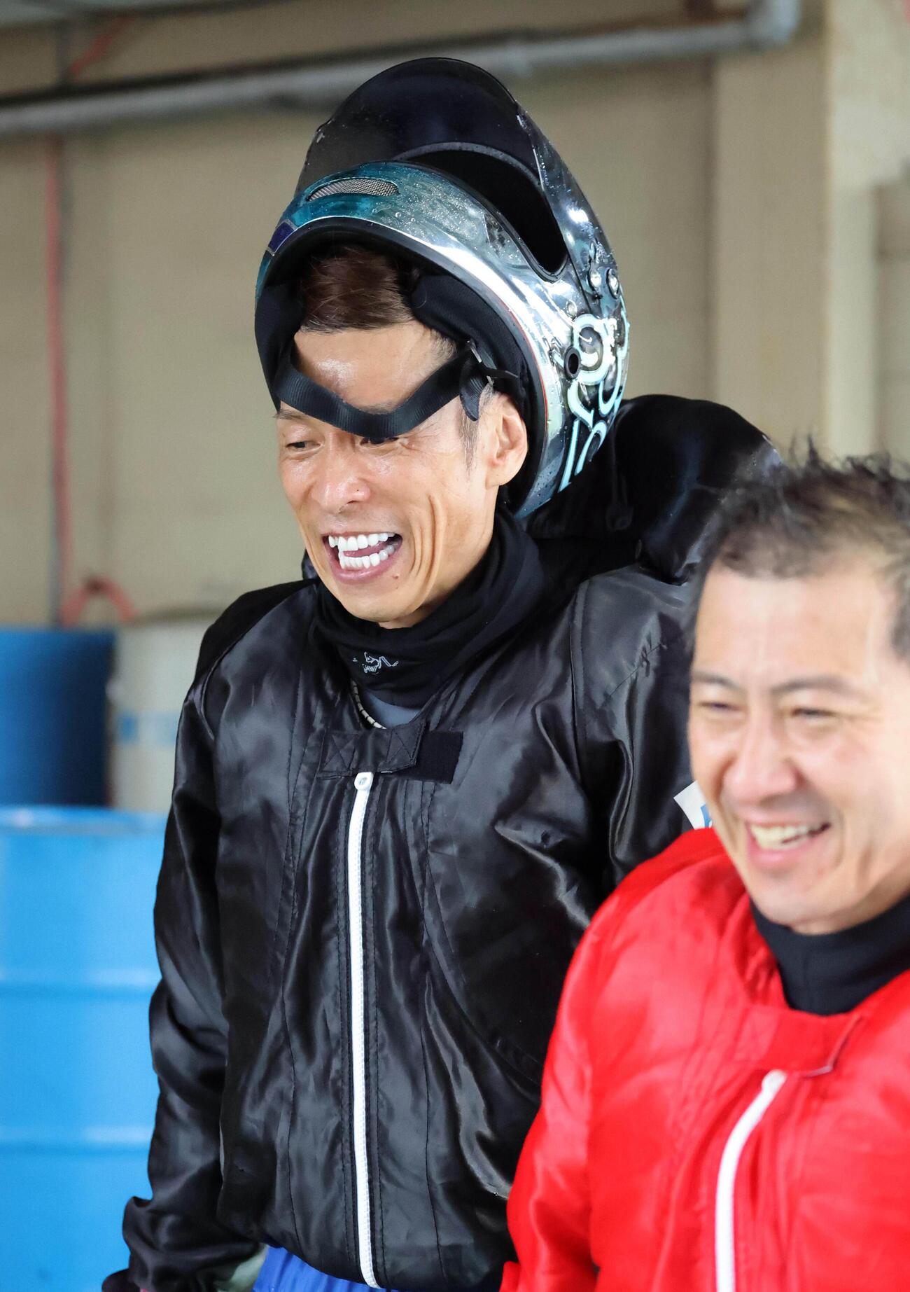 優出をもぎ取った池田浩二（左）