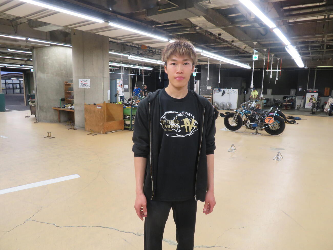 地元バンクに戻って本来のパフォーマンスを発揮する佐藤励（撮影・小川将司）