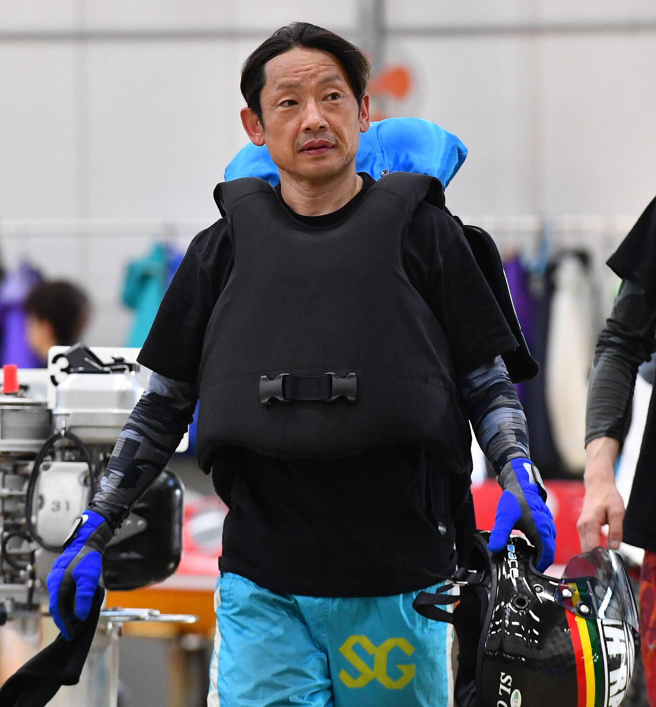 坪井康晴（2026年6月撮影）
