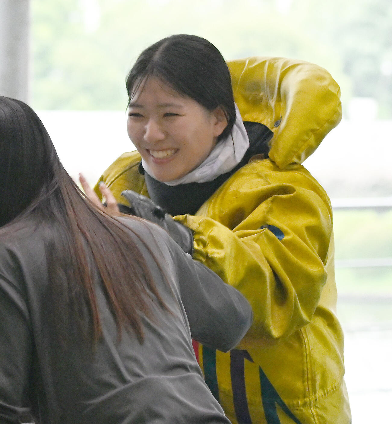 第3日6R予選、初勝利を飾り笑顔の諏訪玲奈（撮影・千葉一成）