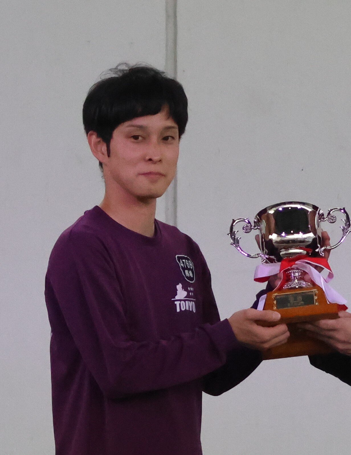 優勝戦は馬場剛がイン逃げで尼崎初優出初Vを決めて優勝カップを手にした（撮影・北條直治）
