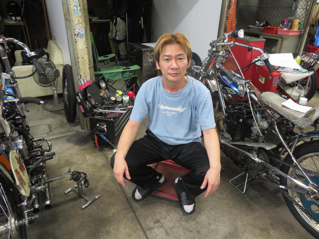 得意分野の雨走路を制してホッとした表情の加賀谷建明（撮影・小川将司）
