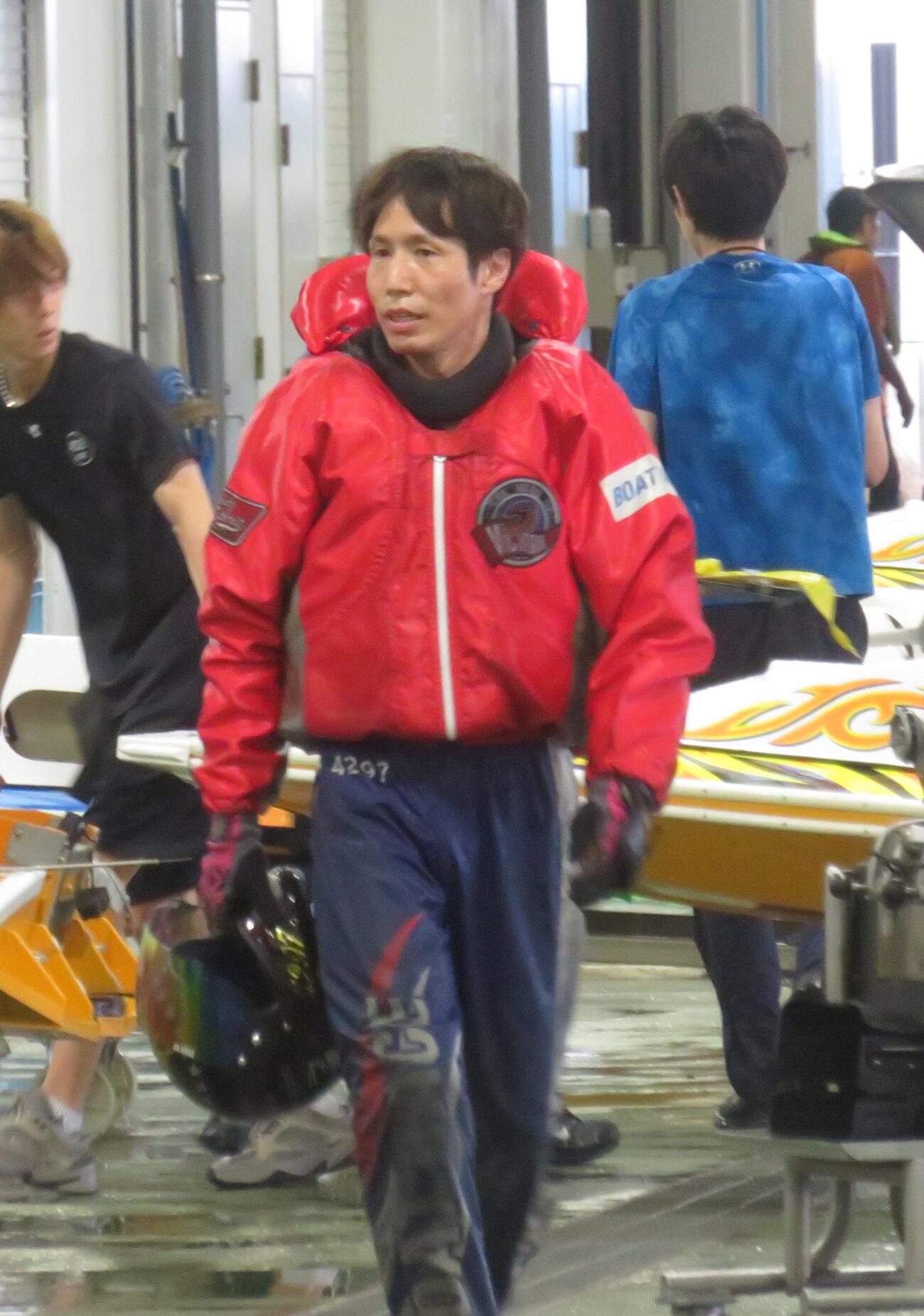 準優12Rで痛恨のフライングを切った山田哲也