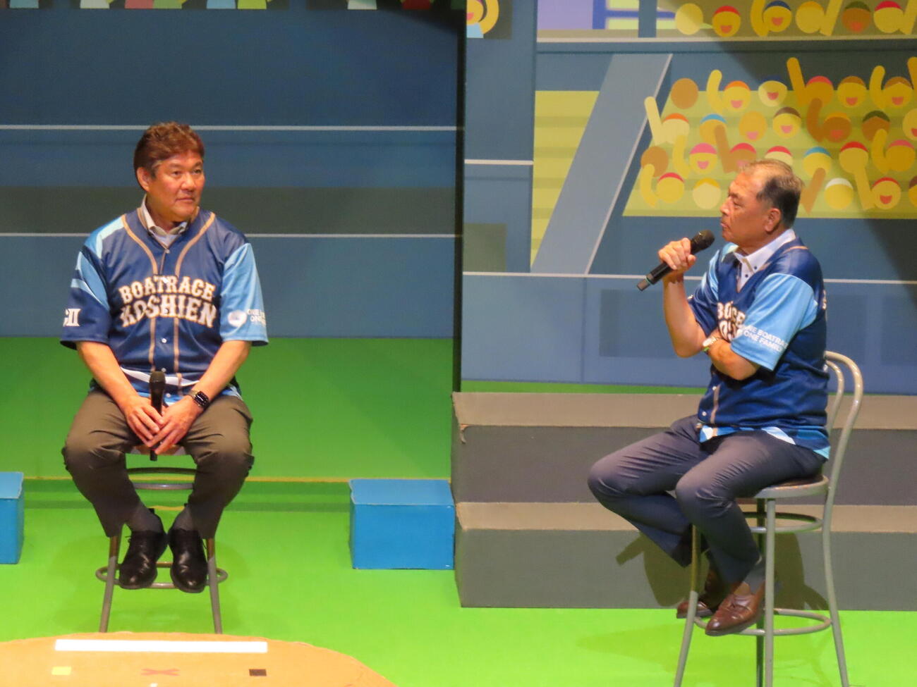 トークショーに登場した斎藤雅樹氏（左）と村田真一氏
