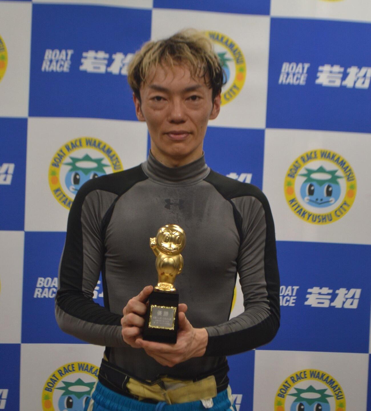 3コースから差して今年初優勝を決めた山口達也