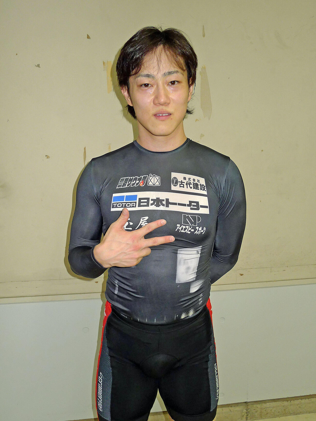 地元で白星発進した渡辺雄太