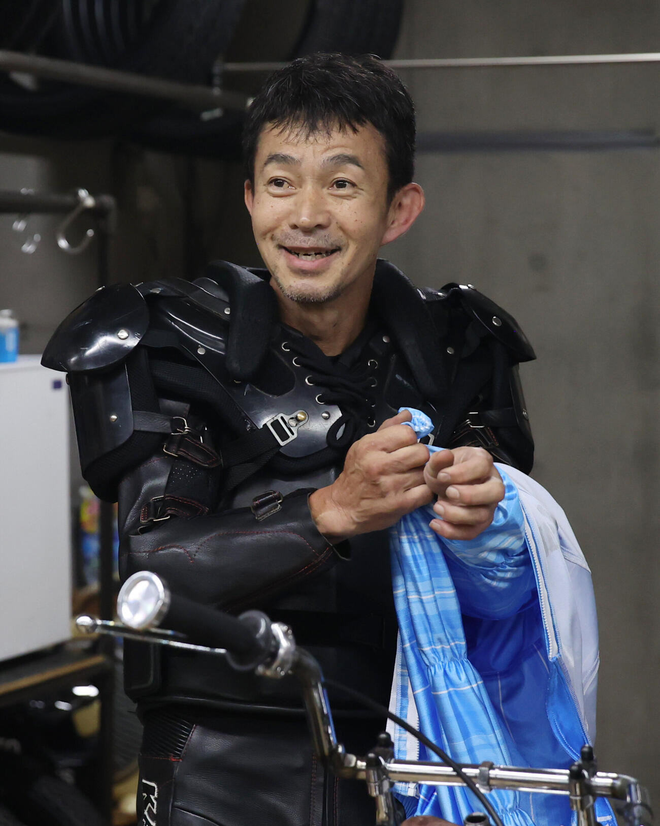優出一番乗りに笠木美孝は笑顔を見せる（撮影・柴田隆二）