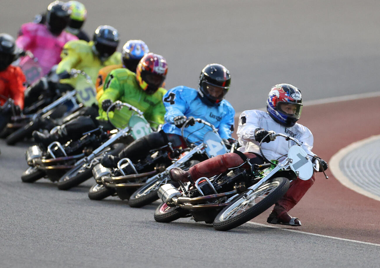 準決勝戦9R、1着笠木美孝＜4＞、2着高石光将＜1＞、3着栗原佳祐＜6＞（撮影・柴田隆二）