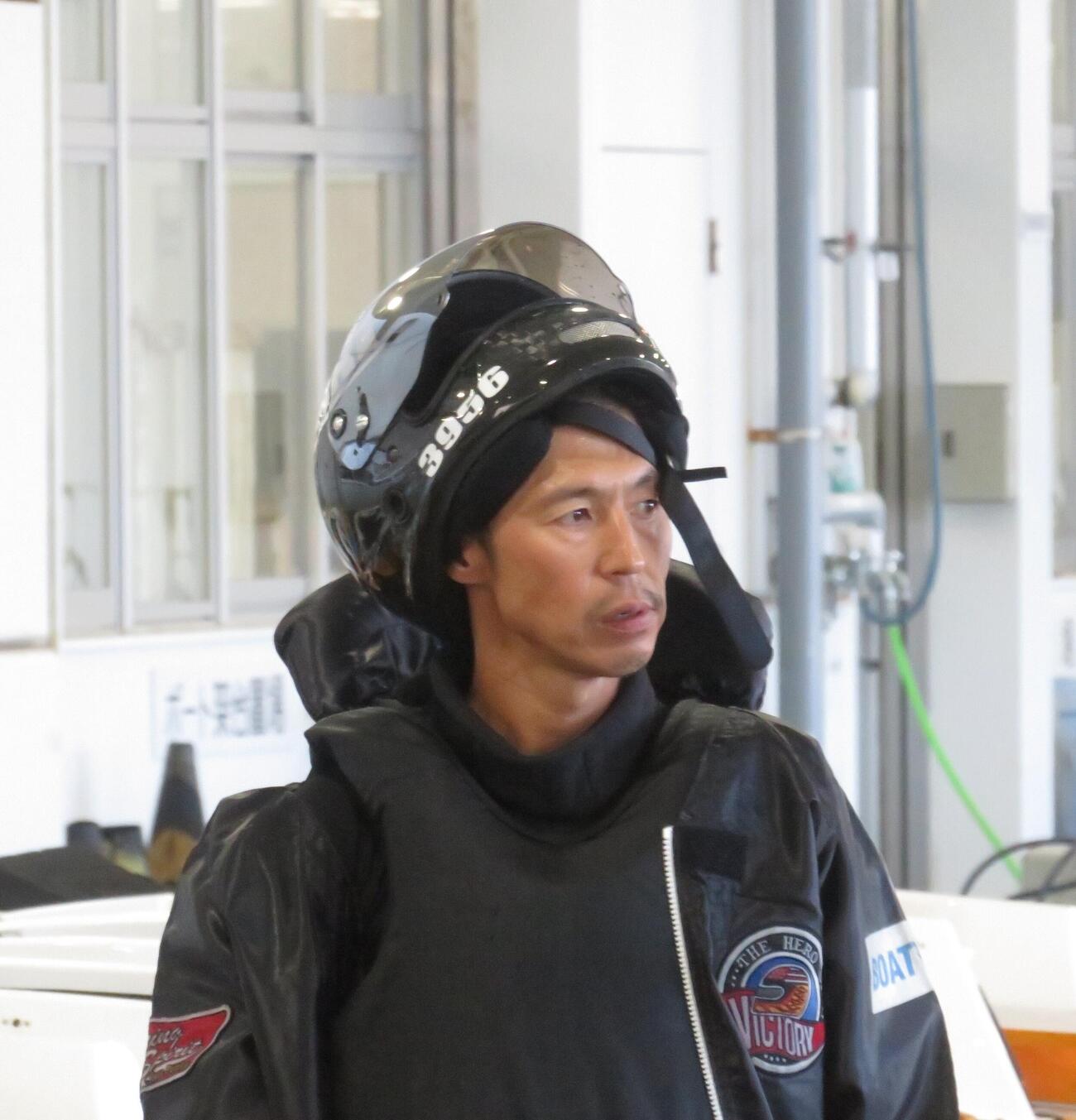 準優10R、横沢剛治がしのいで粘って地元優出を果たした