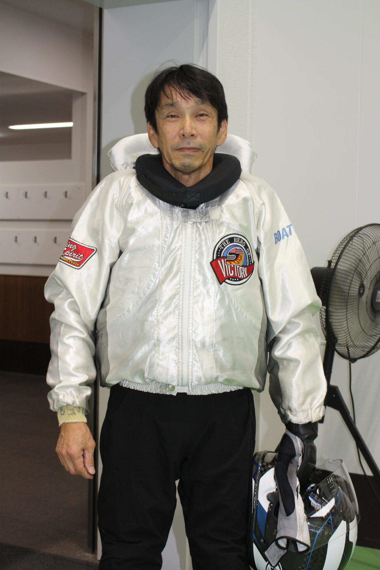 東健介が軌道修正して8Rで白星を挙げた