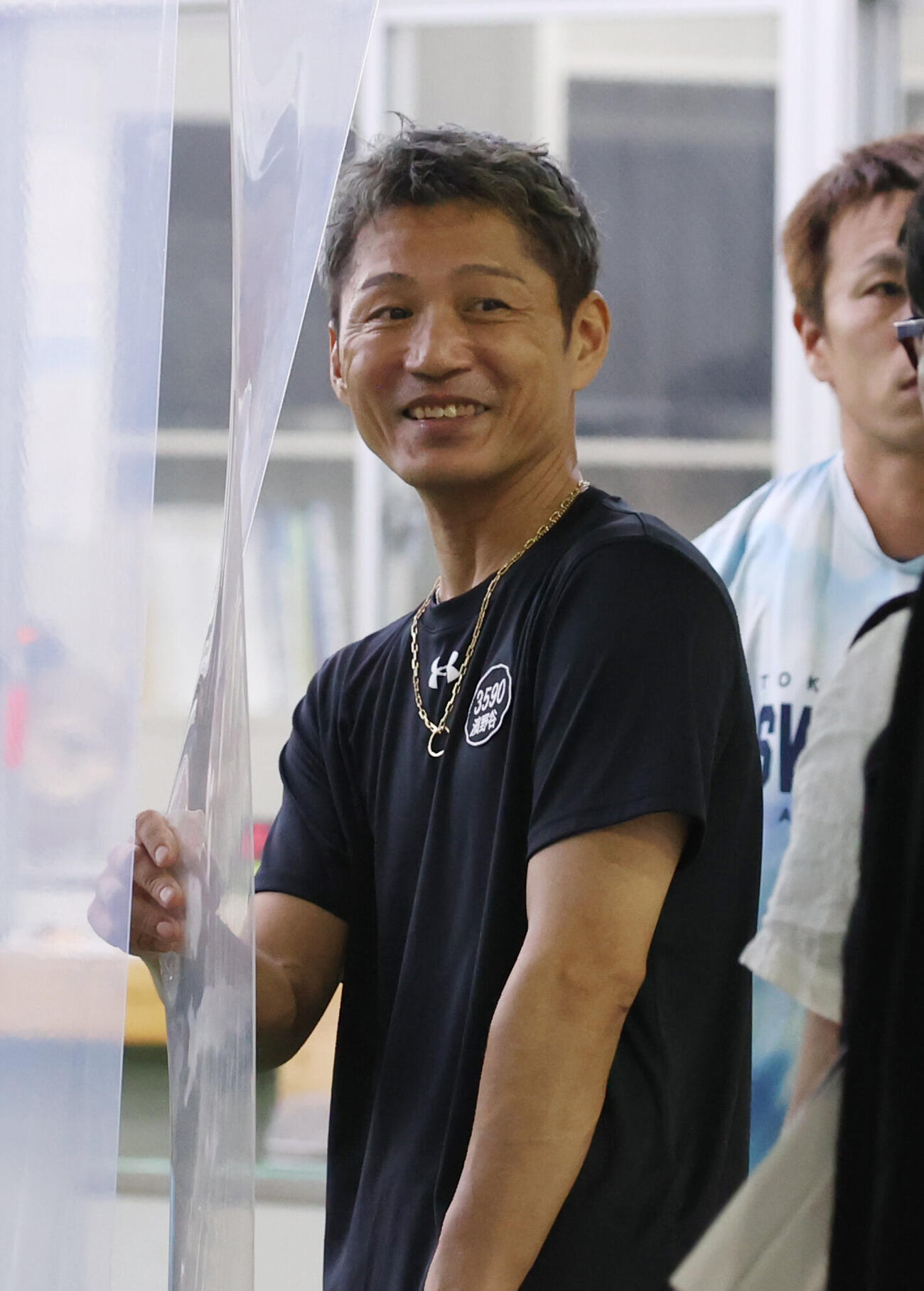 浜野谷憲吾