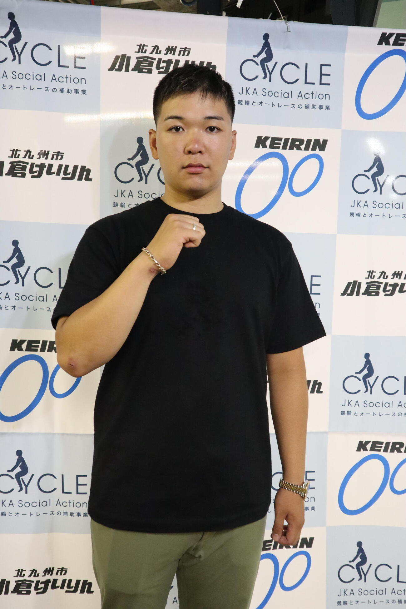 阿部英斗が初日から気迫の走りを見せる