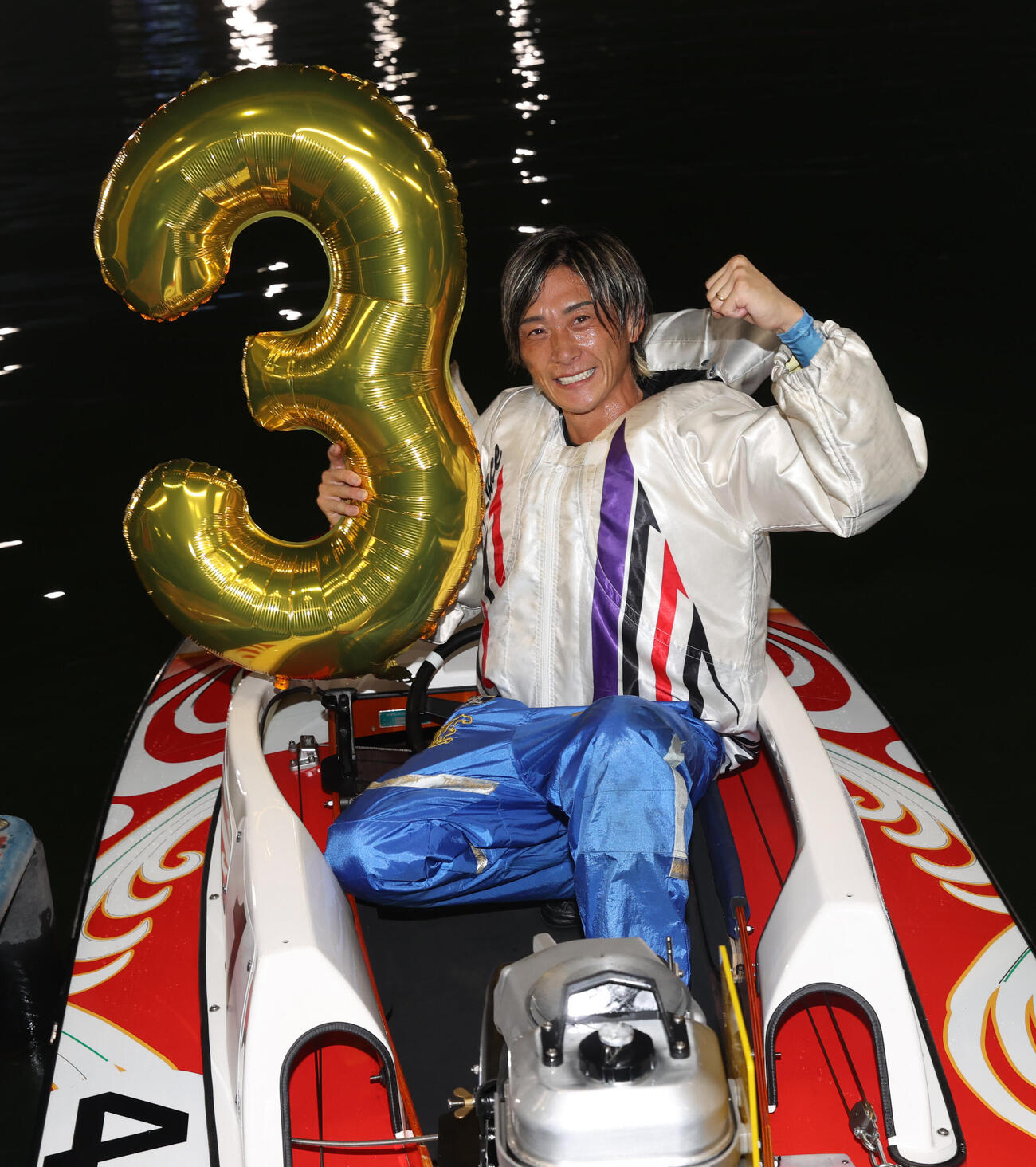 SGボートレースメモリアルで優勝した峰竜太（撮影・柴田隆二）