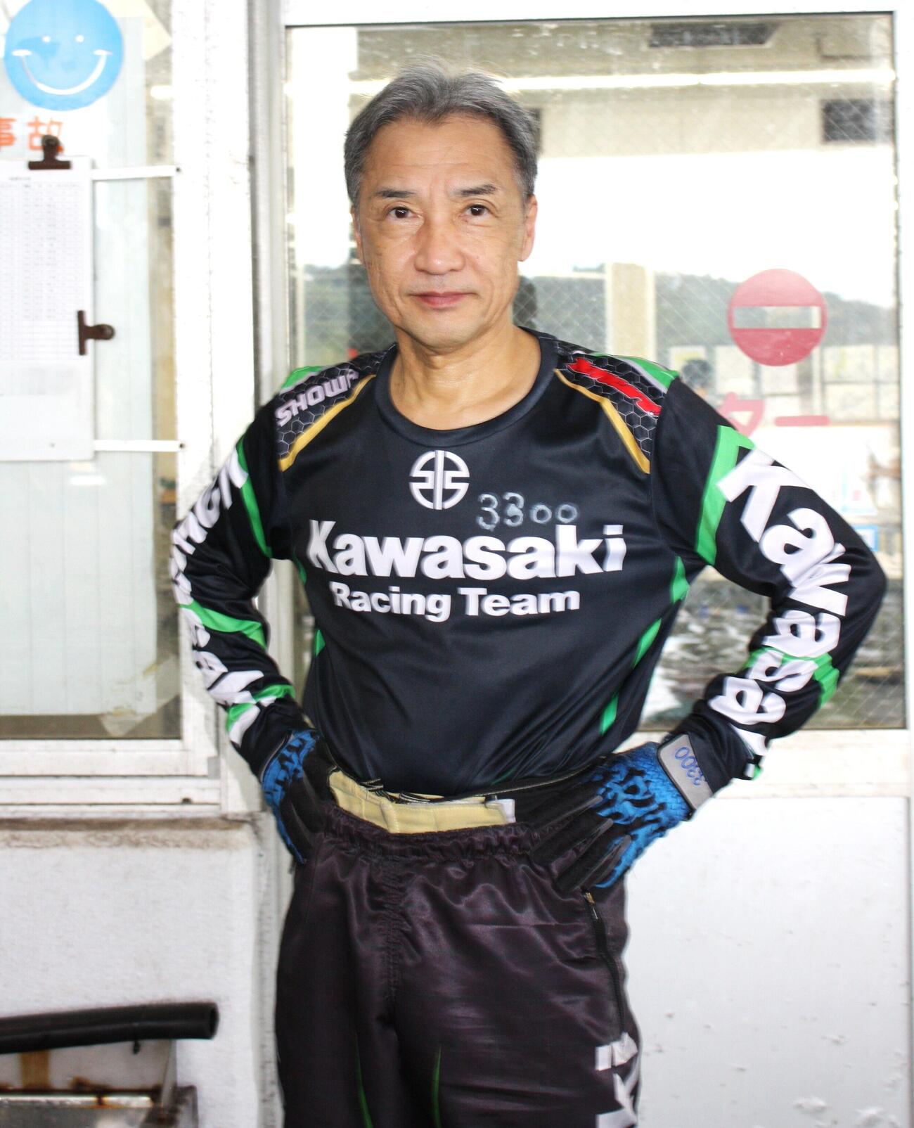 川崎智幸が地元の意地をみせて予選突破を果たす