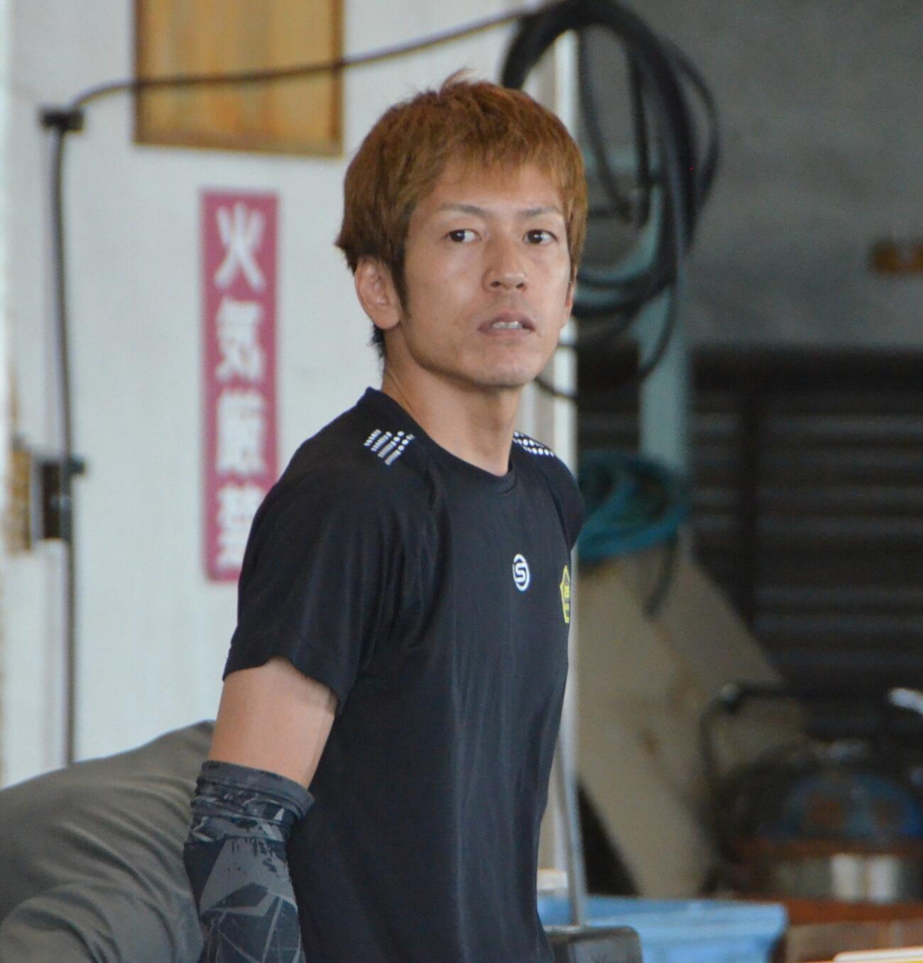小坂尚哉がイン速攻でVへ