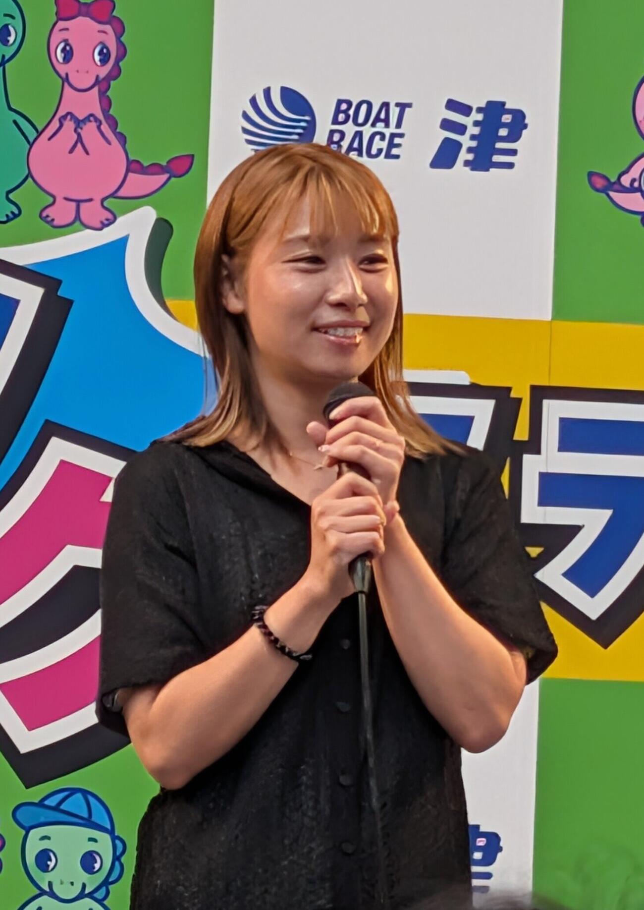 中村桃佳がトークショーに参加。フライング休み中の出来事や仲がいい女子選手などを挙げた
