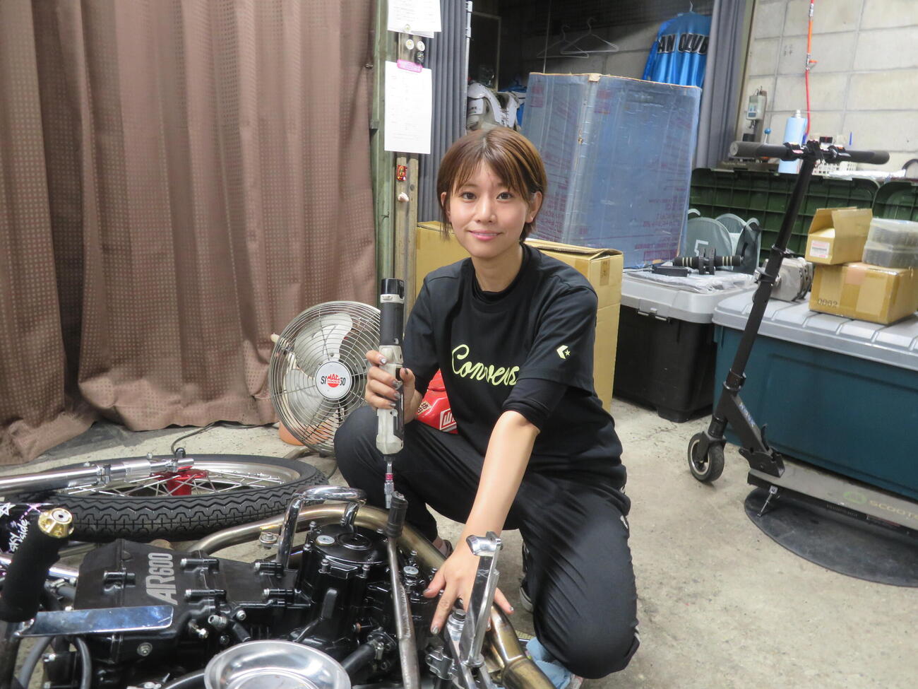 地元の人気女子レーサー三宅真央が今度こそ1着ゴールを目指す（撮影・小川将司）