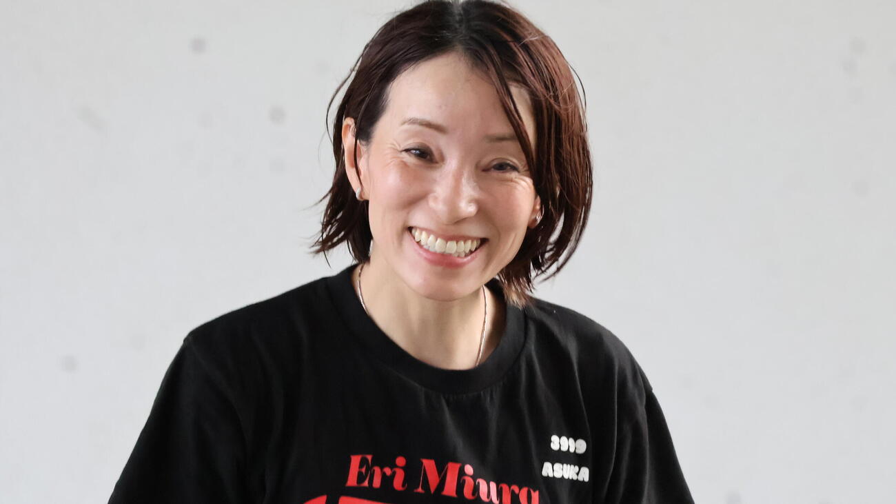 スタート特訓後に笑顔で質問に答える大滝明日香