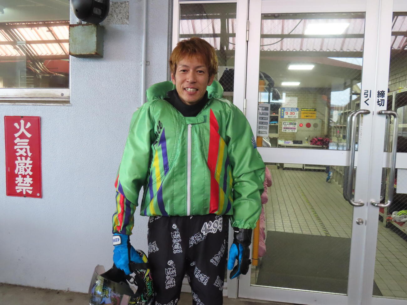 40歳の誕生日を自ら1着で祝った小坂尚哉